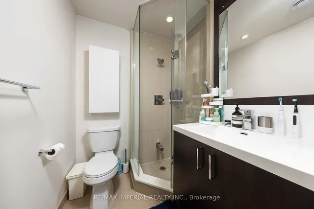 Additional image 4 of 120 Harrison Garden Blvd Unit 106