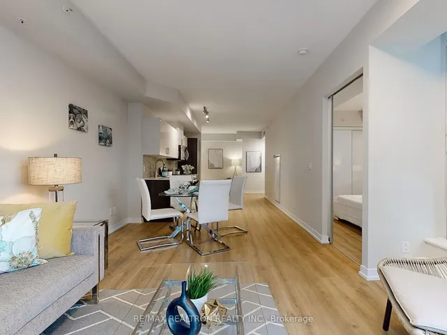 Additional image 9 of 36 Howard Park Ave Unit 302