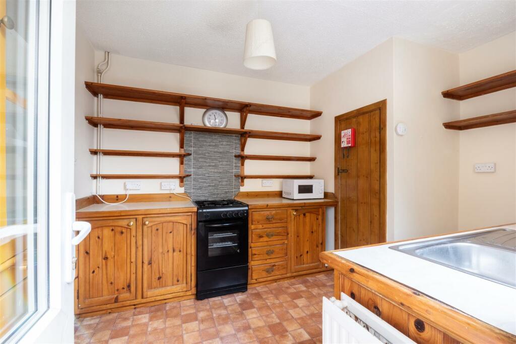 Additional image 2 of Victoria Road, Bath