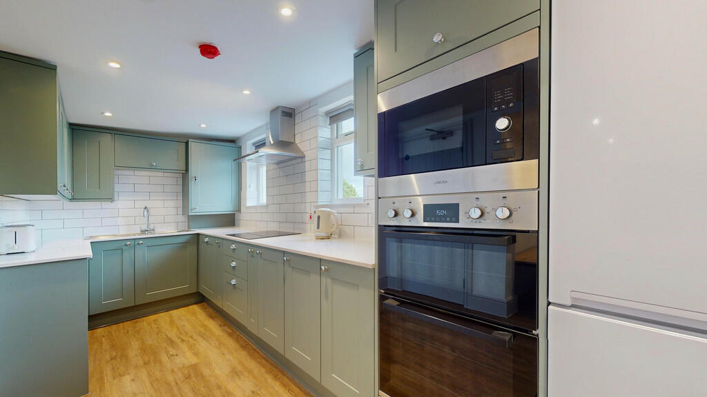 Additional image 6 of Farm Road, Street