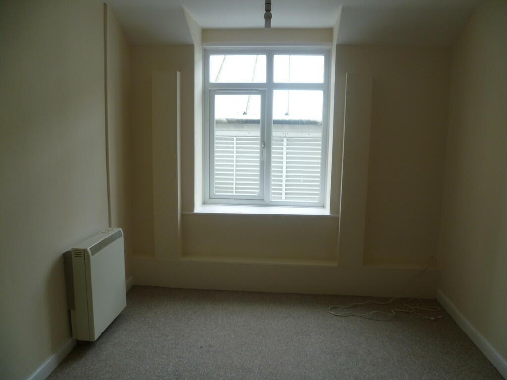 Additional image 5 of Three Horseshoes Walk, Warminster