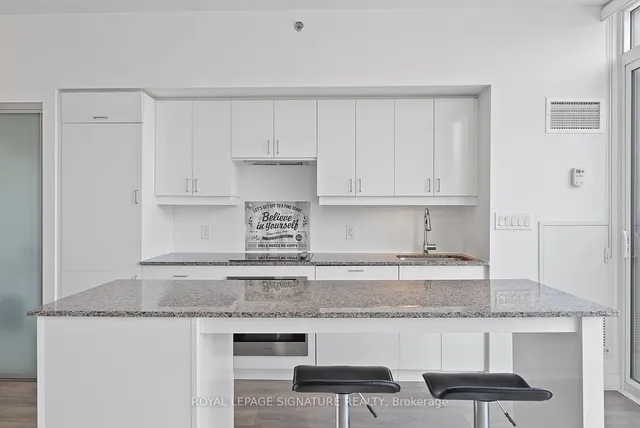 Additional image 6 of 426 University Ave Unit P309