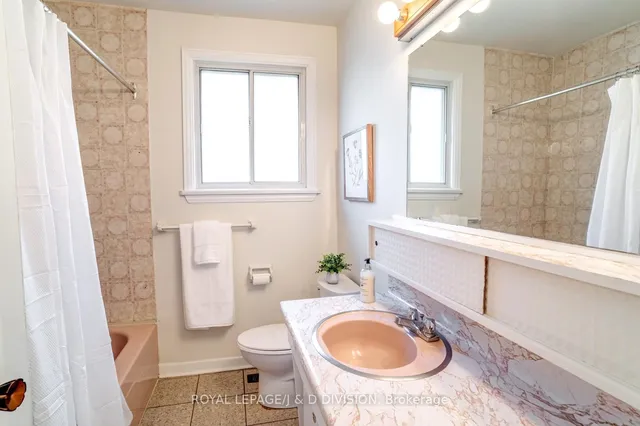 Additional image 21 of 906 Kennedy Rd