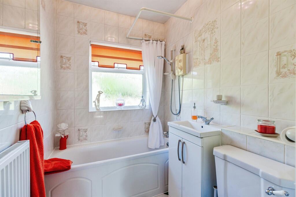 Additional image 17 of Heddington Close, Trowbridge