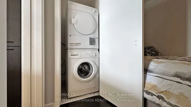 Additional image 21 of 180 University Ave Unit 2803