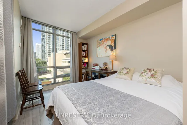 Additional image 16 of 5 Mariner Terr Unit 305