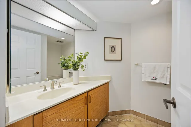 Additional image 9 of 5444 Yonge St Unit 1002A