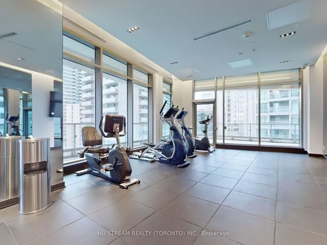 Additional image 21 of 2221 YONGE St Unit 5109