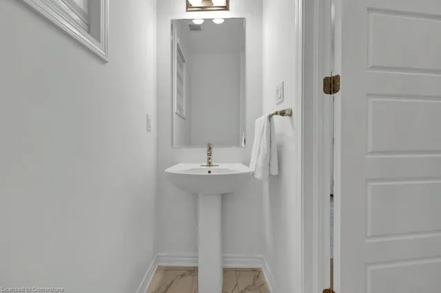 Additional image 12 of 23 Sitler St