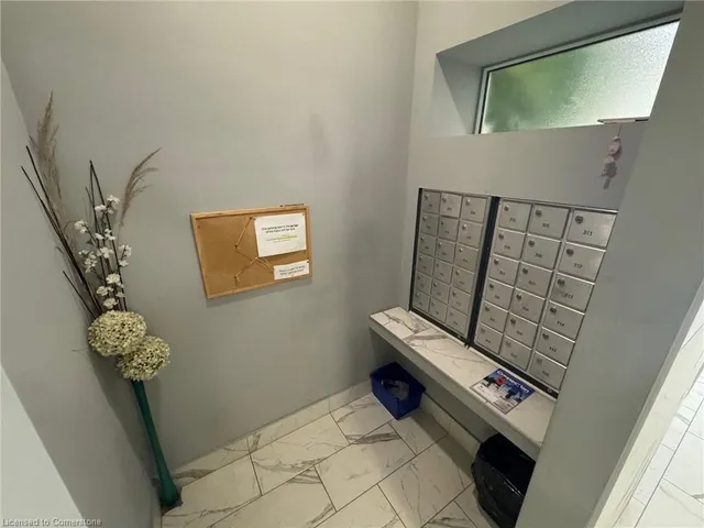 Additional image 7 of 276 King St Unit 208