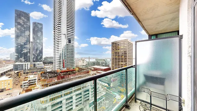 Additional image 17 of 16 Yonge St Unit 2207