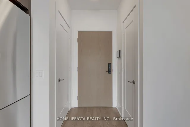 Additional image 3 of 118 Merchants' Wharf Unit 415