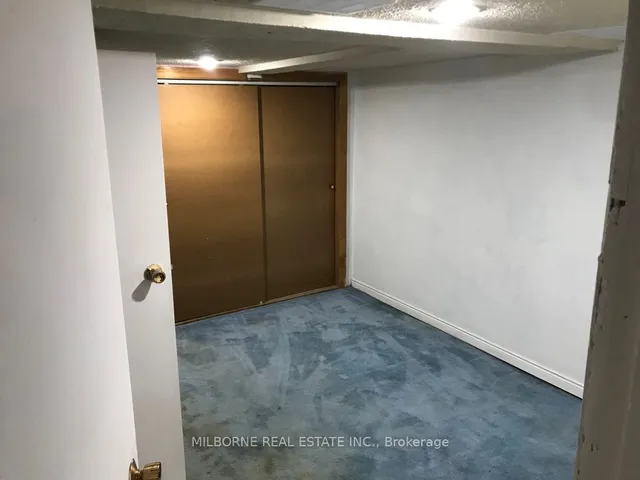 Additional image 36 of 123 Perth Ave