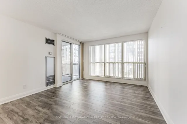 Additional image 21 of 18 Hollywood Ave Unit 401