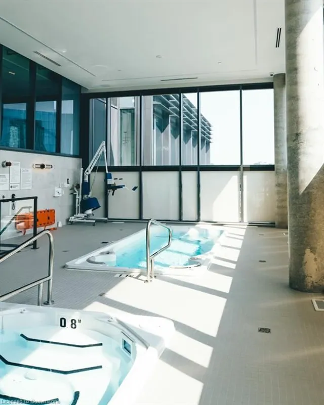 Additional image 37 of 15 Wellington St Unit 612