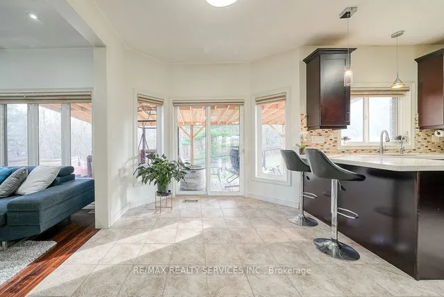 Additional image 16 of 716 Robert Ferrie Dr