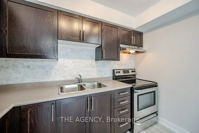 Additional image 11 of 185 Windale Cres Unit 6C