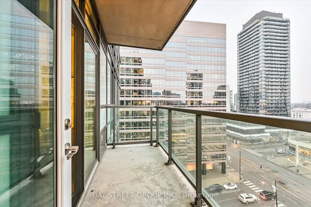 Additional image 16 of 26 Norton Ave Unit 1009