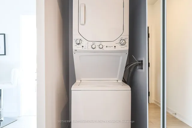 Additional image 23 of 500 Dupont St Unit 308