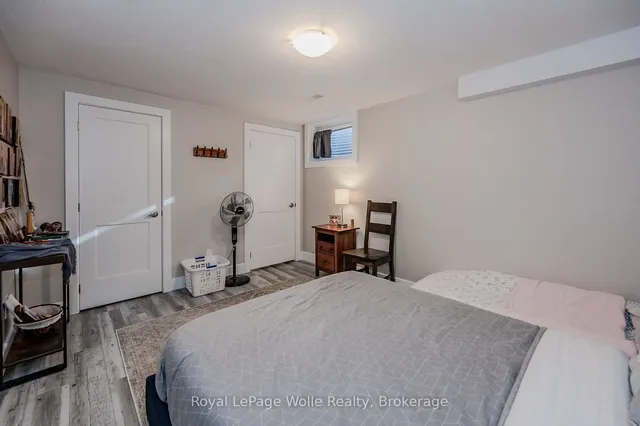 Additional image 33 of 48 Summerhill Cres