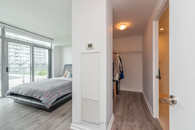 Additional image 25 of 103 The Queensway Unit 405