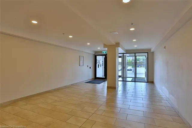 Additional image 26 of 5 Wake Robin Dr Unit 118