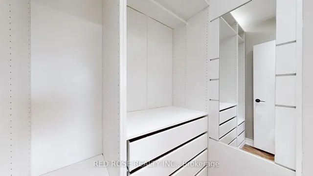 Additional image 26 of 120 Harlandale Ave