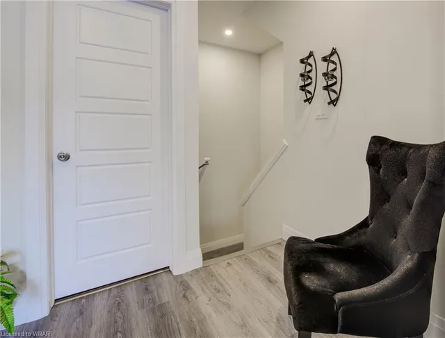 Additional image 18 of 600 Victoria St Unit 9