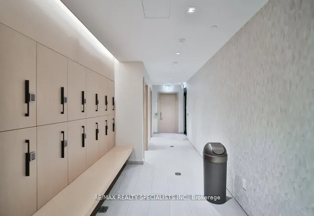 Additional image 34 of 1 Yorkville Ave Unit 5102