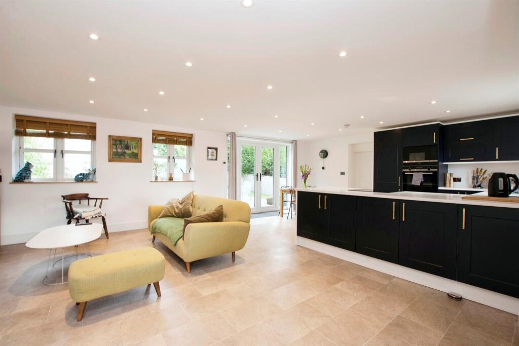 Additional image 19 of Castle Hill Lane, Mere, Warminster