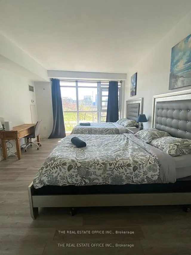 Additional image 13 of 112 Fort York Blvd Unit G09