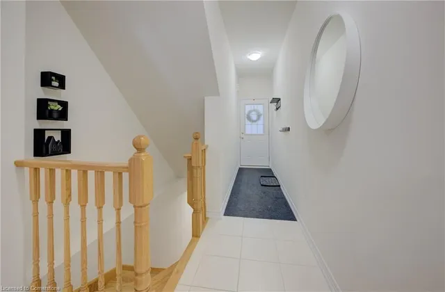 Additional image 5 of 375 Westwood Dr Unit A