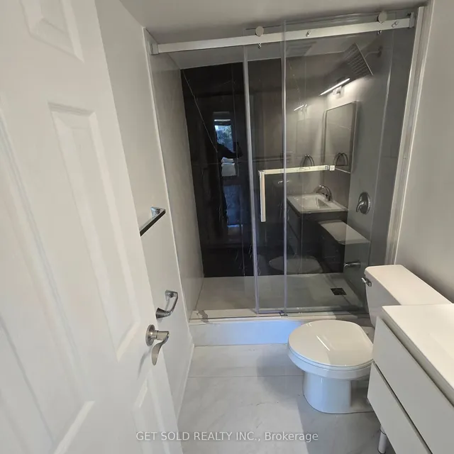 Additional image 9 of 511 The West Mall Unit 204