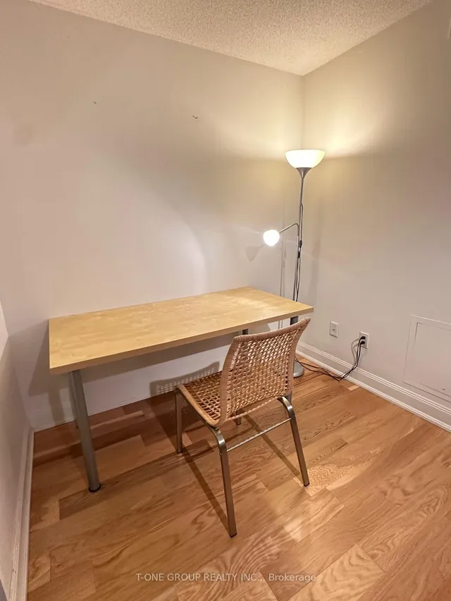 Additional image 7 of 2181 Yonge St Unit 1503