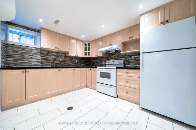 Additional image 33 of 42 Kenhatch Blvd