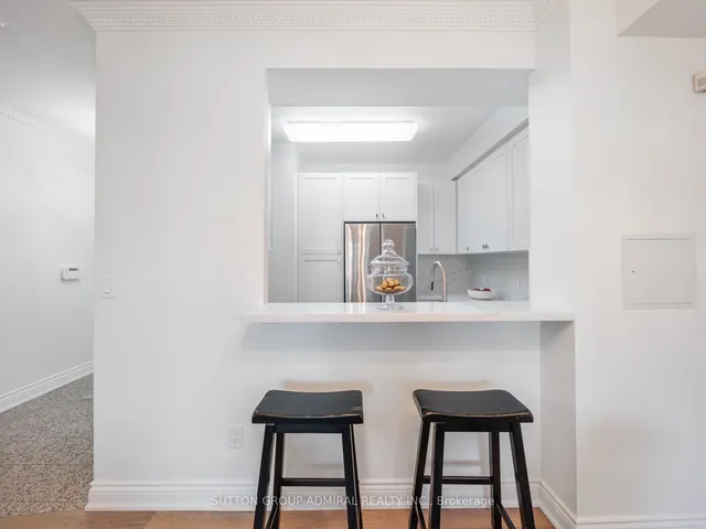 Additional image 14 of 801 Lawrence Ave Unit 208