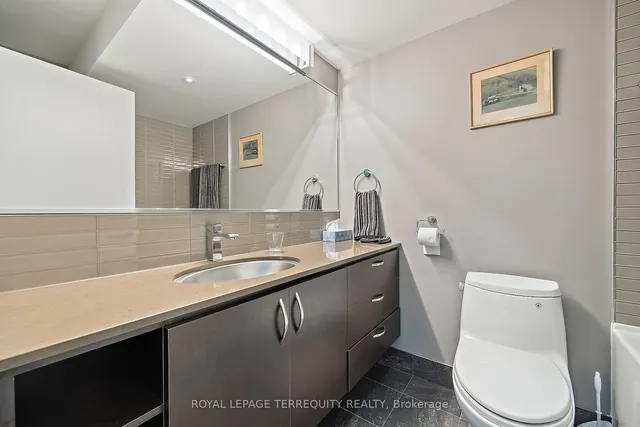 Additional image 23 of 317 Keewatin Ave