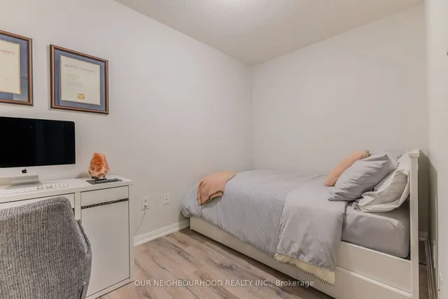 Additional image 15 of 400 Adelaide St Unit 719