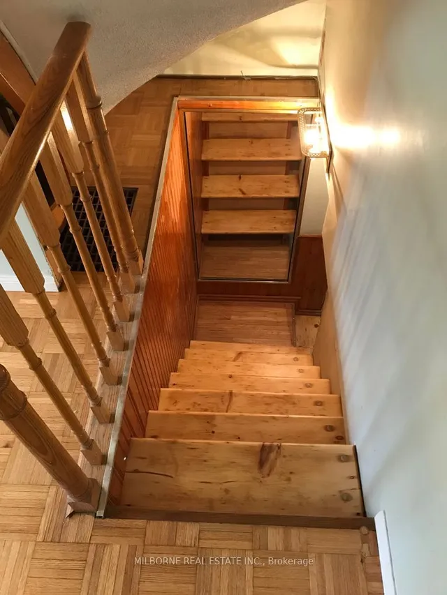 Additional image 25 of 123 Perth Ave