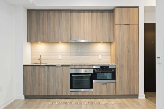 Additional image 9 of 158 Front St Unit 2114