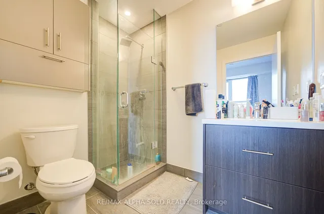 Additional image 11 of 188 Fairview Mall Dr Unit 618