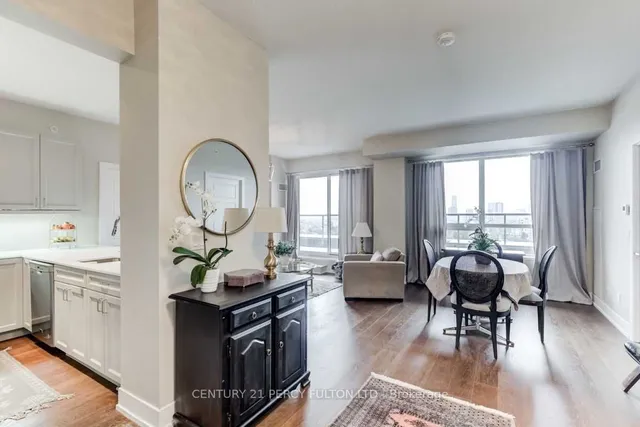 Additional image 3 of 7 Kenaston Gdns Unit 1005