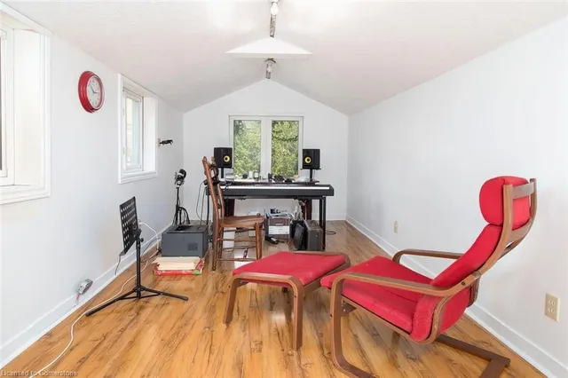 Additional image 35 of 34 Park St