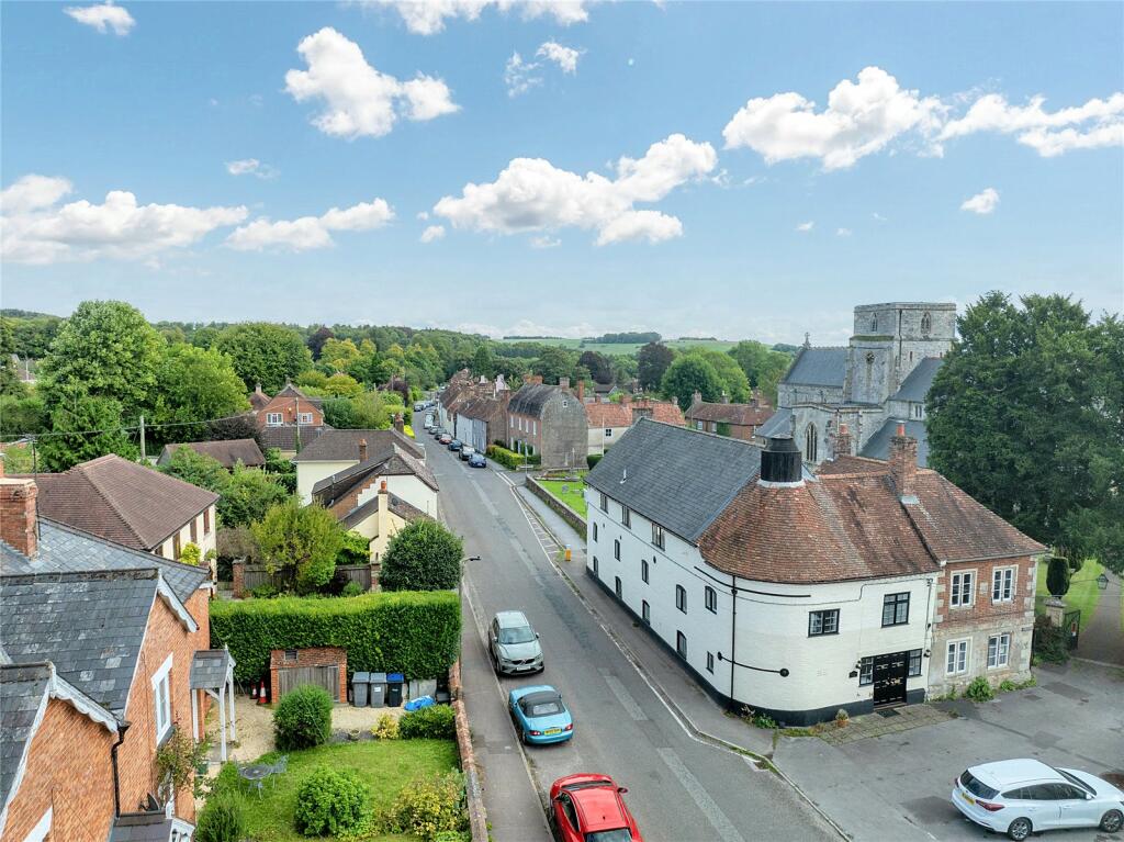 Additional image 4 of High Street, Heytesbury