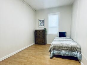 Additional image 5 of 215 Spence St