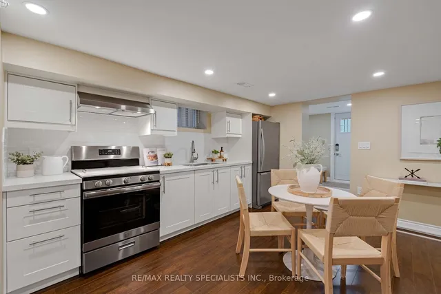 Additional image 20 of 1655 Keele St