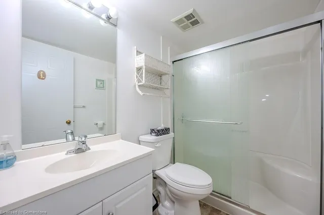 Additional image 31 of 3227 King St Unit 301