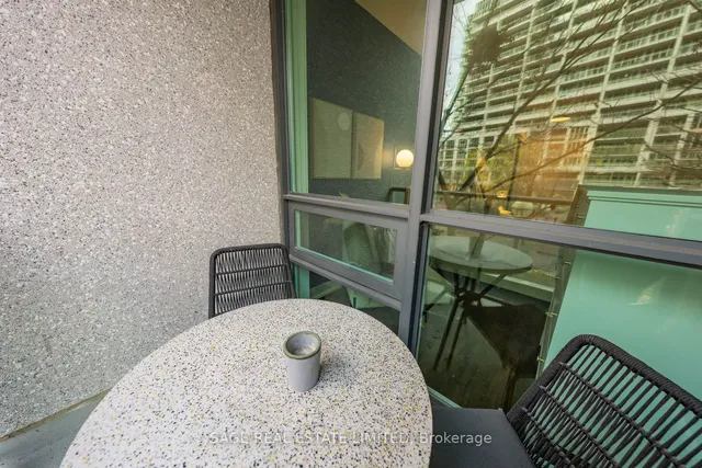 Additional image 21 of 209 Fort York Blvd Unit 277