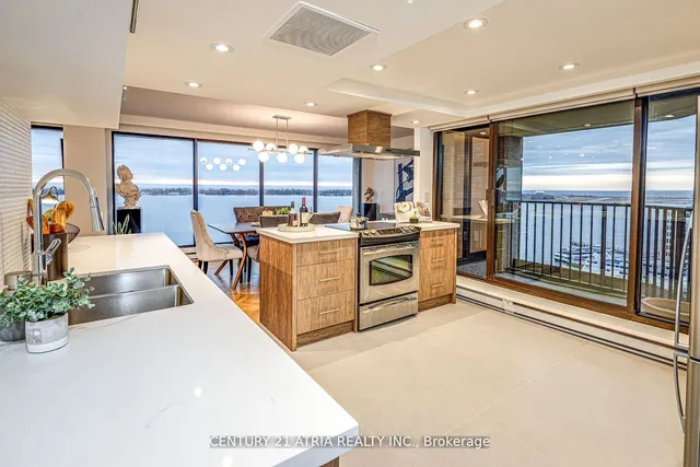 Additional image 19 of 65 Harbour Sq Unit 1401