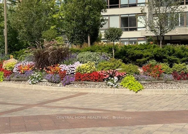 Additional image 20 of 55 Skymark Dr Unit 605